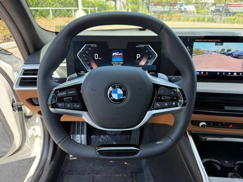 Used 2026 BMW 330i Sedan w/ Premium Package RWD image 23