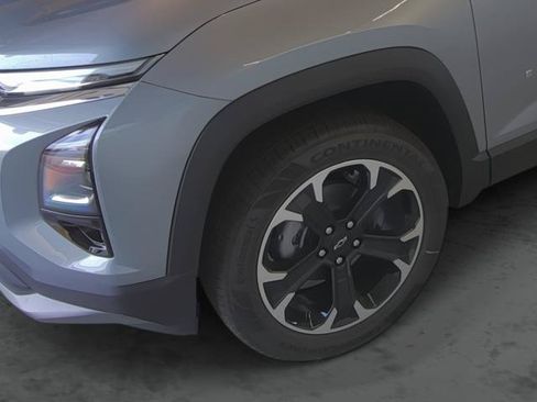 New 2026 Chevrolet Equinox LT w/ Convenience Package II FWD image 7