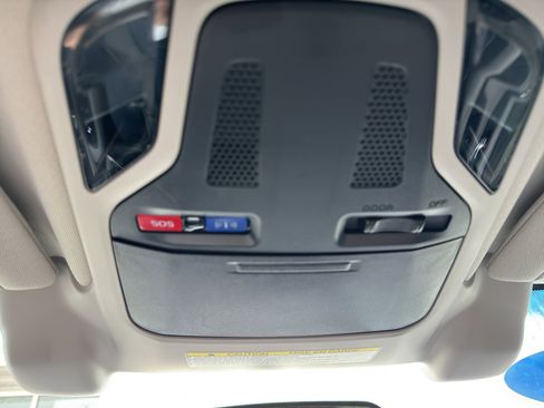 Used 2022 Subaru Legacy Premium image 11