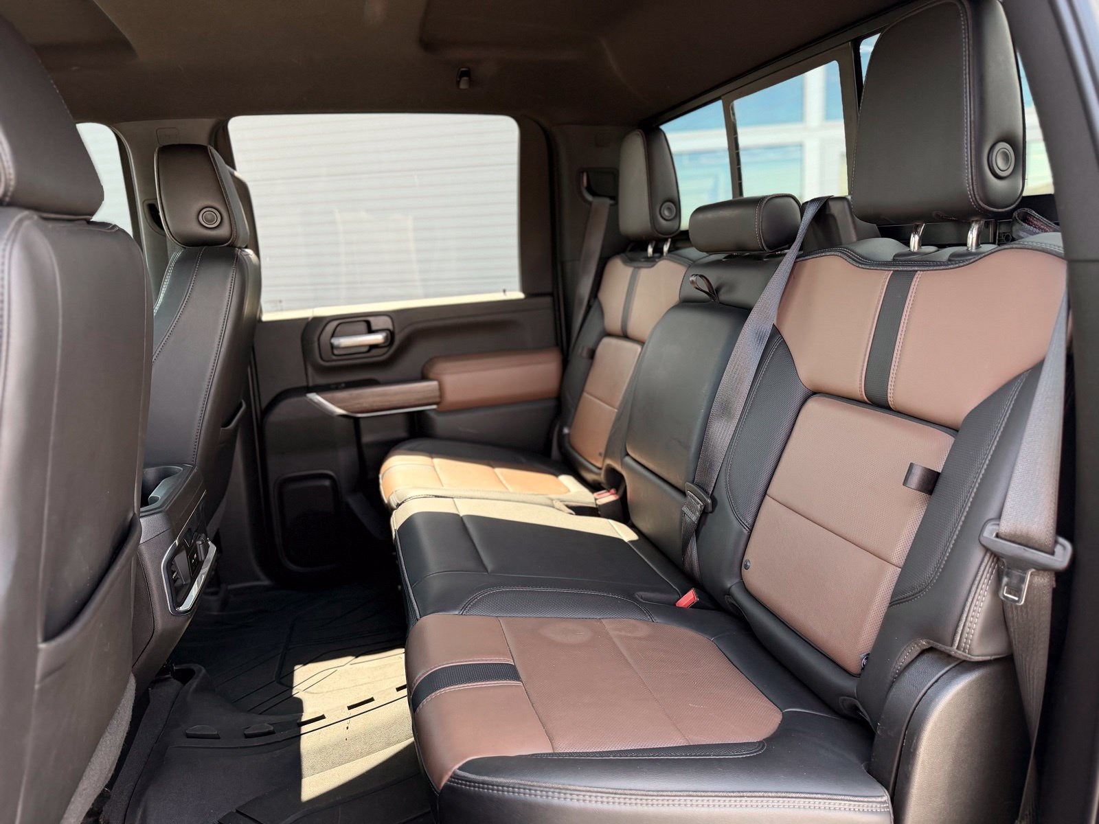 Used 2022 Chevrolet Silverado 2500 High Country AWD/4WD image 29