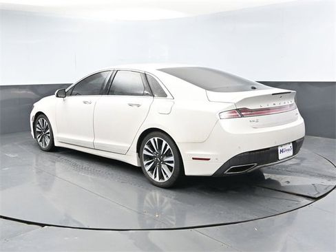 Used 2020 Lincoln MKZ Reserve w/ Elements Package image 4