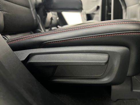 Used 2025 Ford Escape ST-Line AWD/4WD image 18