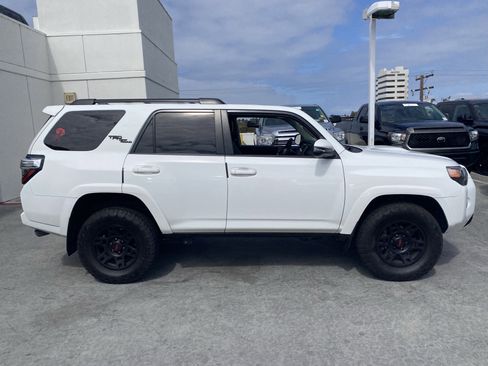 Certified 2023 Toyota 4Runner TRD Off-Road Premium w/ Off Road Premium Plus Package AWD/4WD image 2