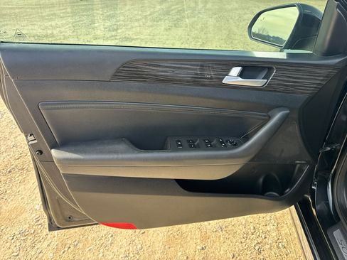 Used 2015 Hyundai Sonata Limited image 10