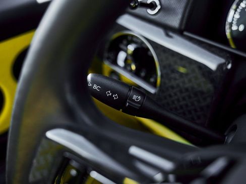 Used 2022 Rolls-Royce Cullinan Black Badge w/ Dark Exterior Package image 65