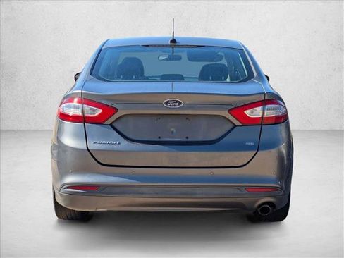 Used 2013 Ford Fusion SE image 5