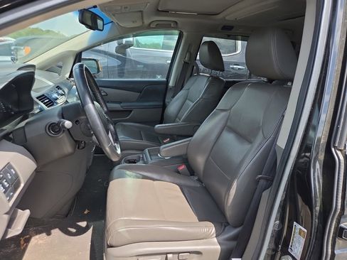 Used 2012 Honda Odyssey Touring Elite image 11