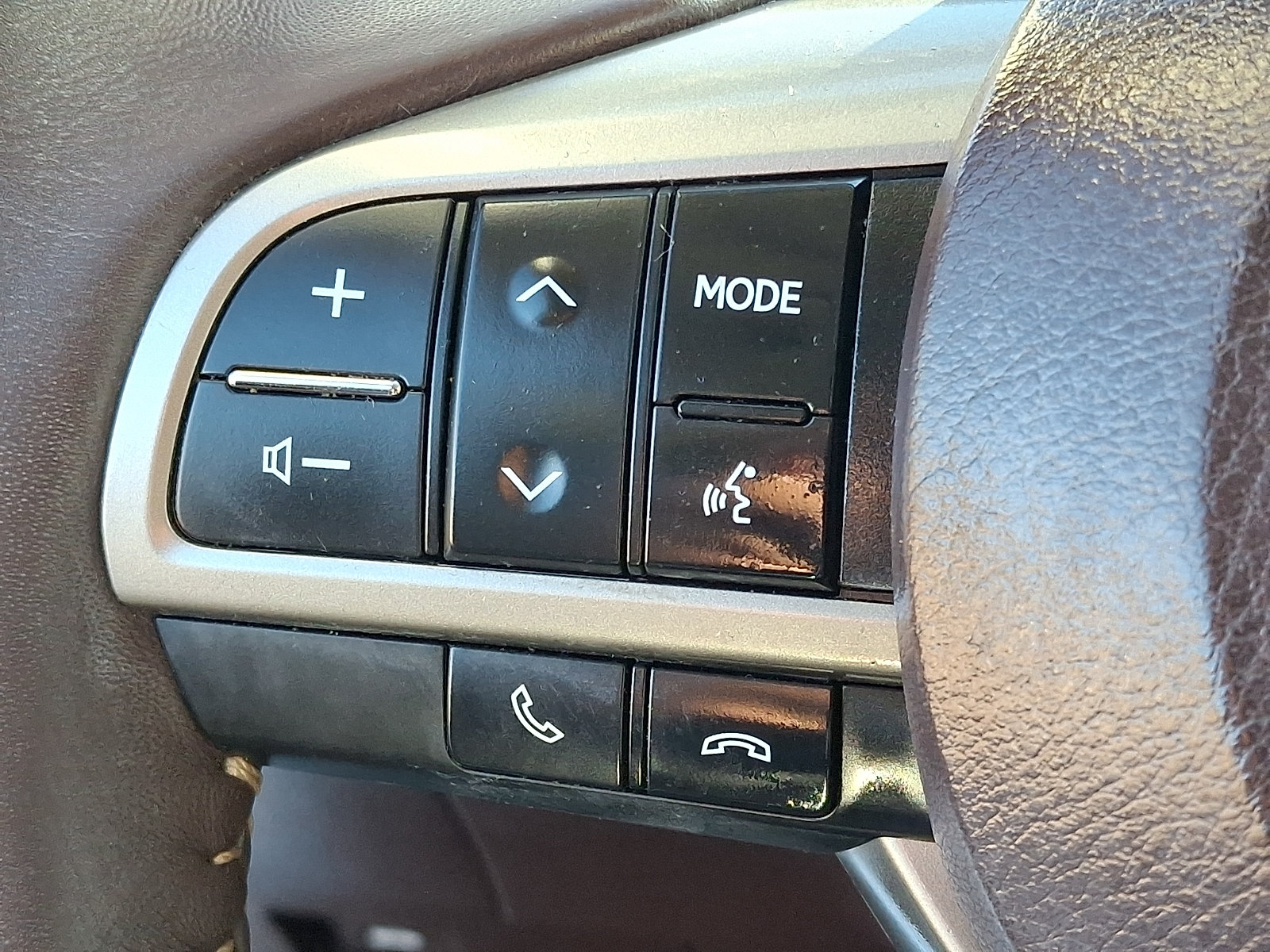 Used 2018 Lexus RX 350 AWD w/ Premium Package image 21
