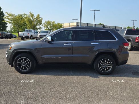 Used 2020 Jeep Grand Cherokee Limited w/ Luxury Group II RWD image 4