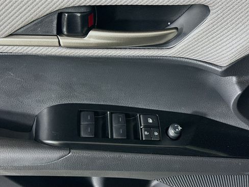 Used 2025 Toyota Camry SE FWD image 14