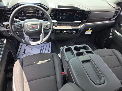Used 2024 GMC Sierra 1500 Elevation w/ X31 Off-Road Package AWD/4WD image 9