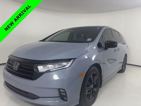 Certified 2024 Honda Odyssey Sport image 1