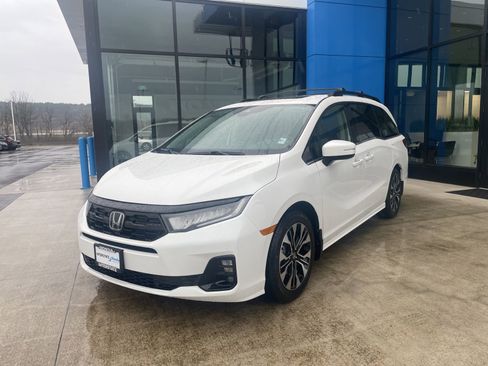 New 2026 Honda Odyssey Elite image 1