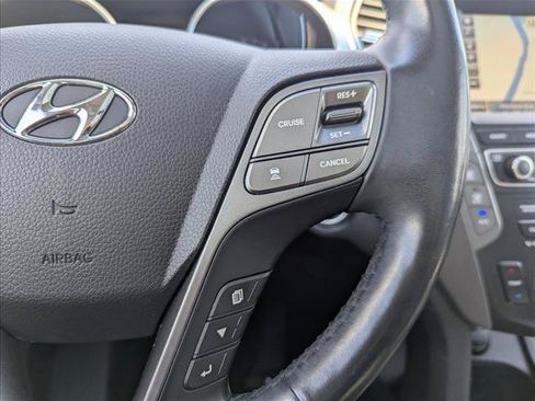 Used 2019 Hyundai Santa Fe XL FWD image 14
