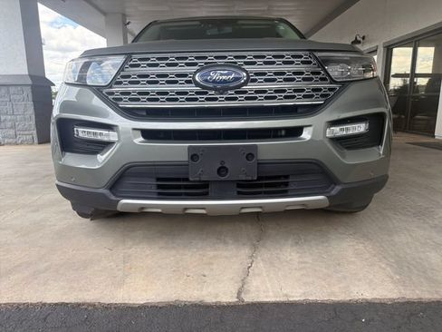 Used 2020 Ford Explorer Limited RWD image 24
