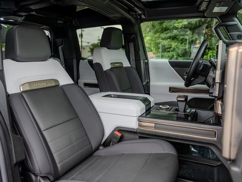 Used 2025 GMC Hummer EV 3X AWD/4WD image 22
