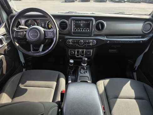 Used 2023 Jeep Wrangler Unlimited w/ Cold Weather Group image 27