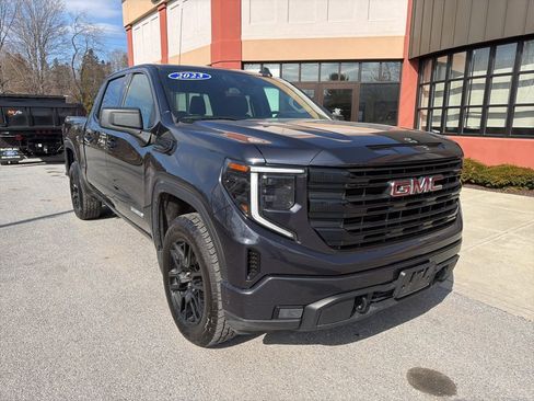 Used 2023 GMC Sierra 1500 Elevation image 9