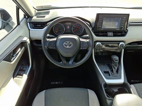 Certified 2021 Toyota RAV4 XLE image 13