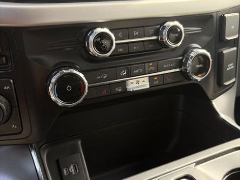 Used 2022 Ford F150 XLT w/ Equipment Group 302A High AWD/4WD image 17