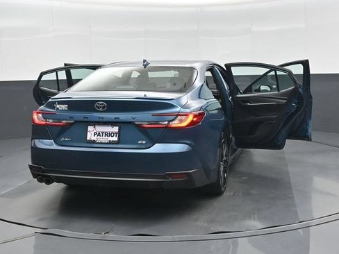Used 2025 Toyota Camry SE FWD image 55