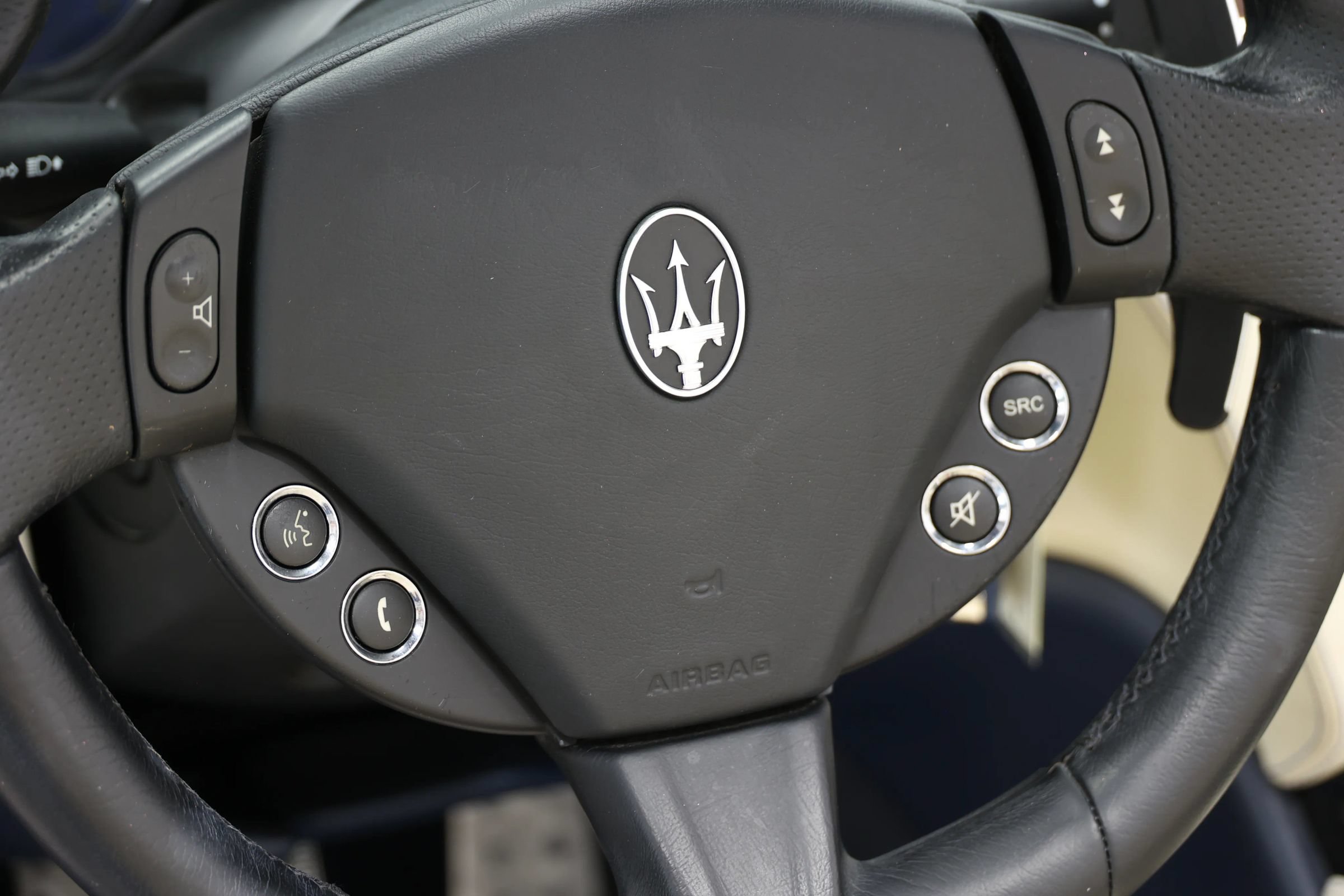 Used 2018 Maserati GranTurismo Sport RWD image 28