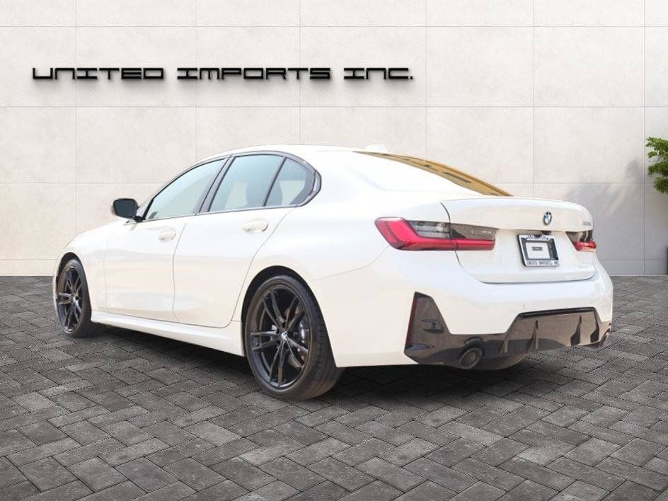 Used 2024 BMW 330i w/ M-Sport Package w/ M Sport Package RWD image 5
