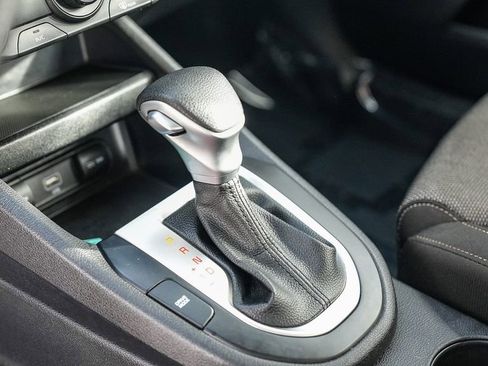 Used 2022 Kia Forte LXS image 21