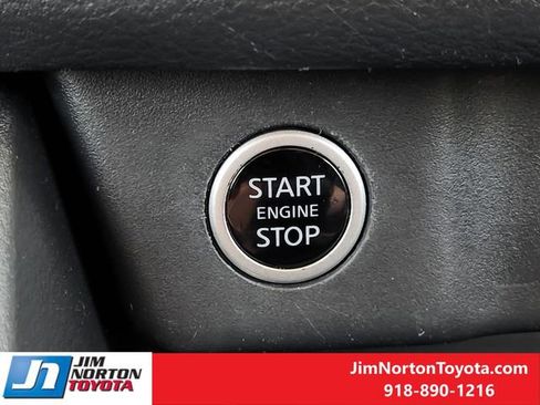 Used 2021 Nissan Rogue SV w/ Premium Package AWD/4WD image 23