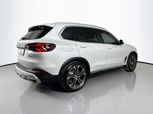 New 2026 BMW X5 M60i AWD/4WD image 9