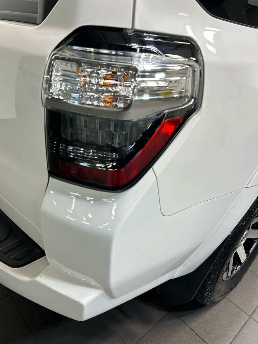 Used 2014 Toyota 4Runner SR5 Premium AWD/4WD image 6