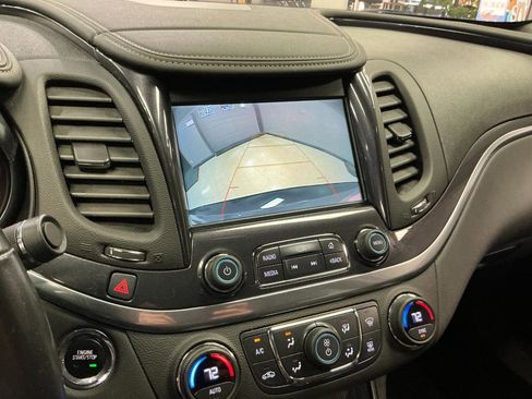 Used 2020 Chevrolet Impala LT FWD image 19