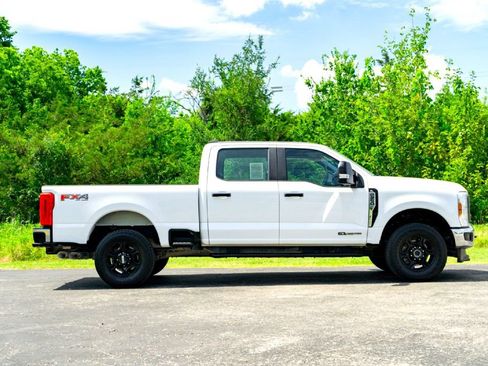 Used 2024 Ford F250 XL w/ FX4 Off-Road Package AWD/4WD image 6