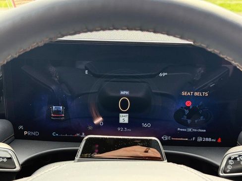 New 2025 Lincoln Aviator AWD w/ Equipment Group 101A image 17