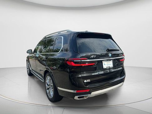 Used 2025 BMW X7 xDrive40i AWD/4WD image 8