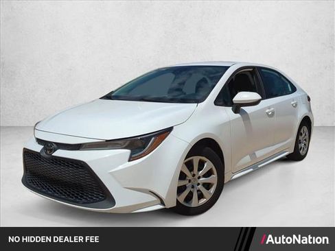 Certified 2021 Toyota Corolla LE FWD image 1