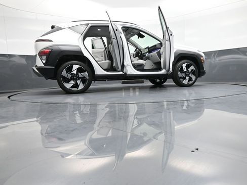 Certified 2024 Hyundai Kona Limited AWD/4WD image 50
