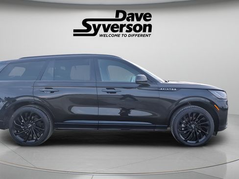 Used 2026 Lincoln Aviator Reserve w/ Jet Appearance Package AWD/4WD image 4