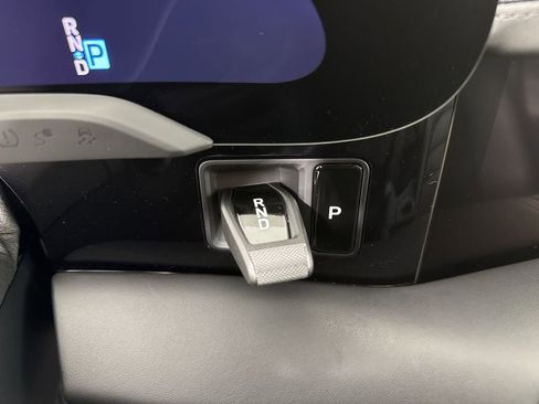 New 2025 Porsche Taycan 4S AWD/4WD image 33
