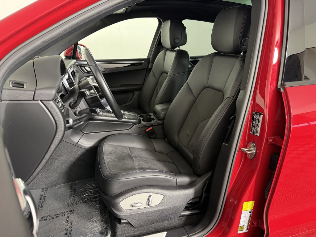 Used 2021 Porsche Macan S AWD/4WD image 19