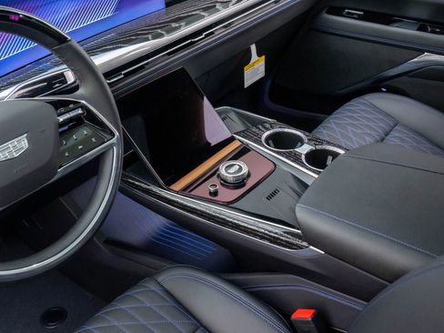 New 2025 Cadillac Escalade IQ Sport 1 w/ LPO, ONYX Package image 15