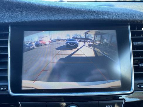 Used 2018 Buick Encore Preferred image 21