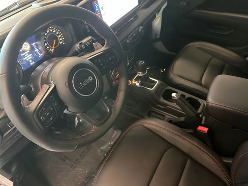 New 2026 Jeep Wrangler Unlimited Rubicon 392 AWD/4WD image 10