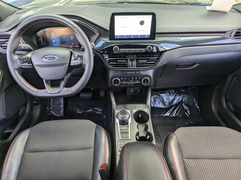 Used 2025 Ford Escape ST-Line image 24