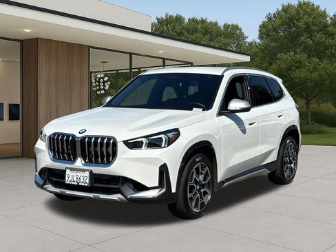 Certified 2023 BMW X1 xDrive28i w/ Convenience Package AWD/4WD image 2