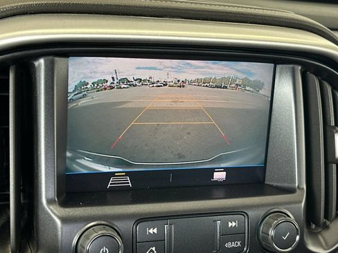 Used 2022 GMC Canyon Elevation w/ Trailering Package AWD/4WD image 18