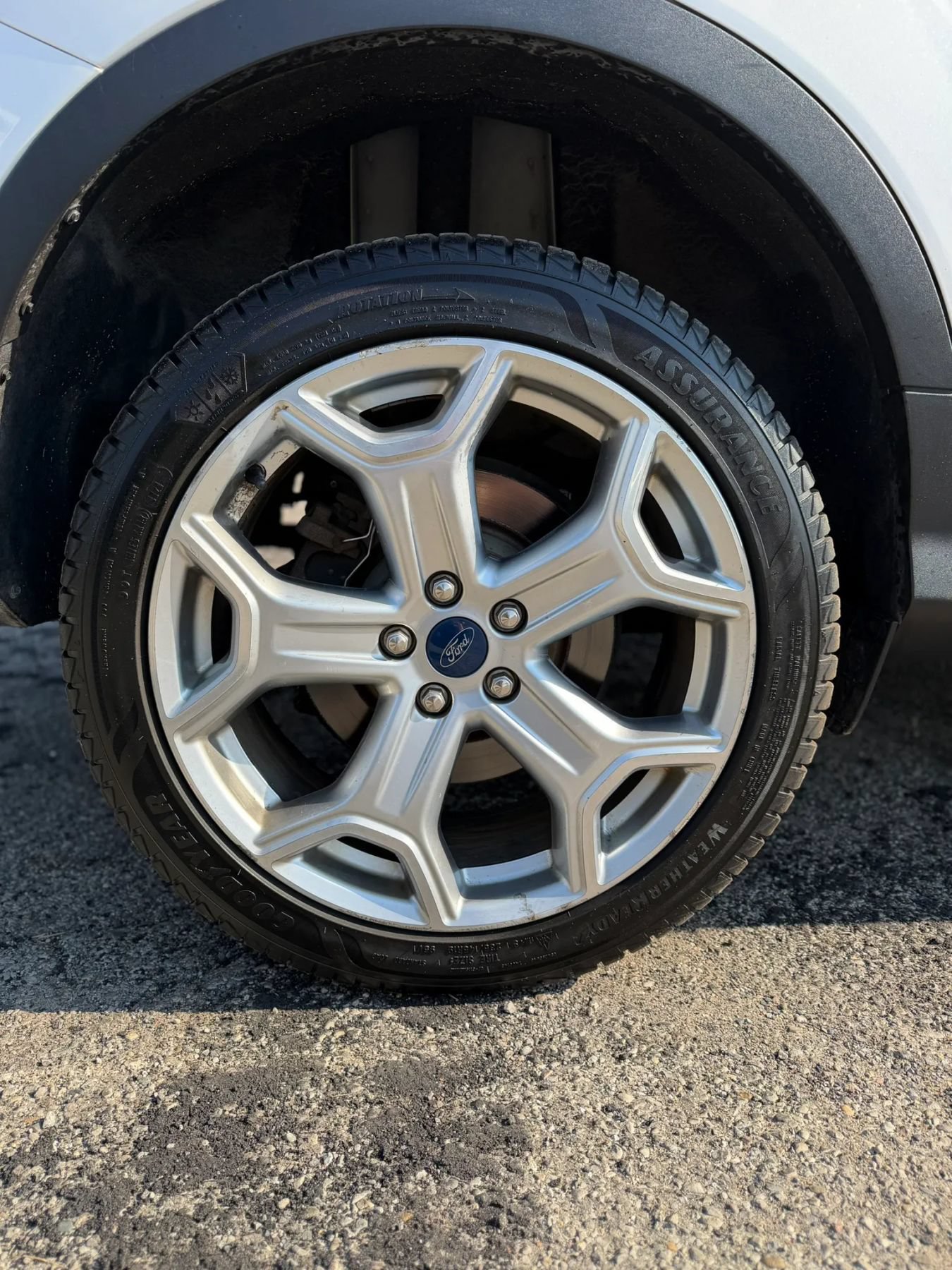 Used 2019 Ford Escape Titanium AWD/4WD image 11