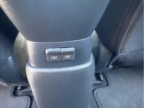 Used 2023 Nissan Kicks S FWD image 12