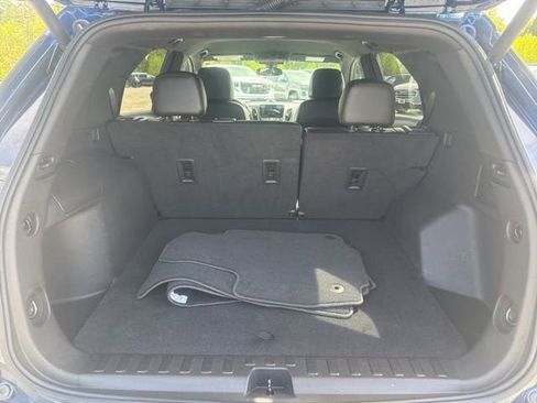 Used 2022 Chevrolet Equinox RS w/ Infotainment Package AWD/4WD image 5