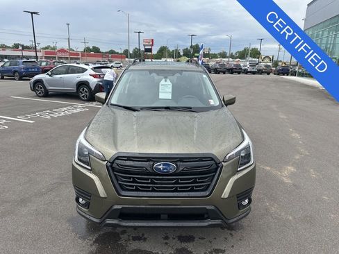 Certified 2024 Subaru Forester Premium AWD/4WD image 2